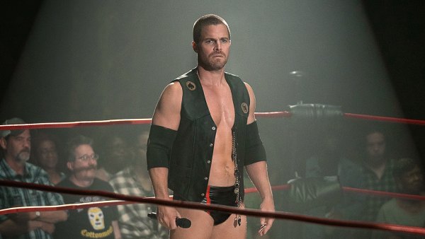 Stephen Amell Asks SAG Members Not to Whip Food at Him After Strike Drama