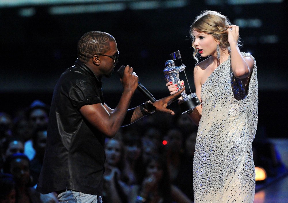 Taylor Swift Jokes Only 1 Good Way to Be Interrupted 14 Years After Kanye West Debacle MTV VMA 2009
