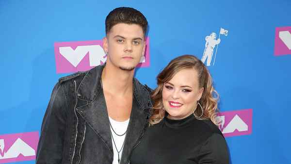 Teen Mom s Catelynn and Tyler Baltierra Describe Powerful Moment Seeing Daughters With Carly 344