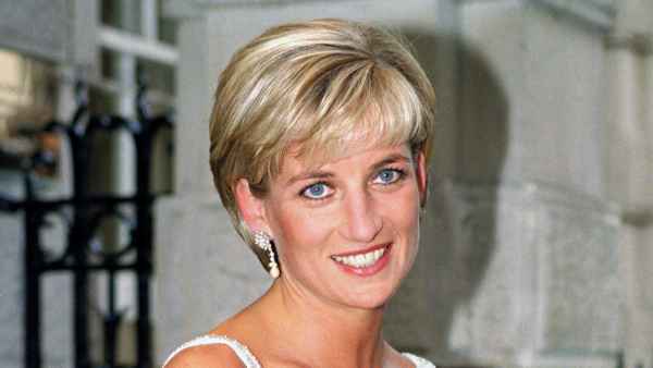 The Crown Producers Were Careful About Filming Princess Diana Death