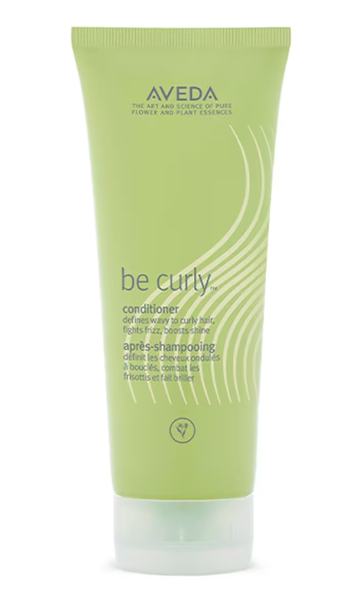 The Ultimate Guide: Unveiling the Perfect Conditioner for Gorgeous Wavy Hair