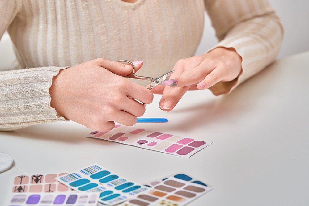 best nails wraps and stickers