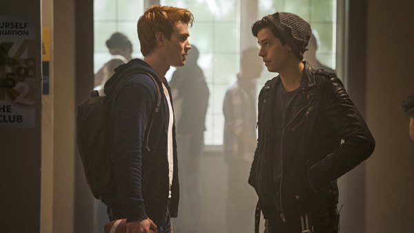 'Riverdale' Producer Calls Archie and Jughead Kiss 'Too Hot for TV' After Quad Romance Reveal