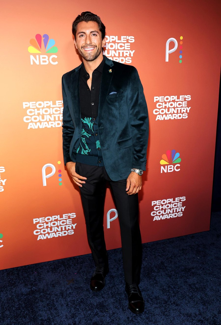 2023 People s Choice Country Awards Red Carpet Arrivals 058 Jason Tartick