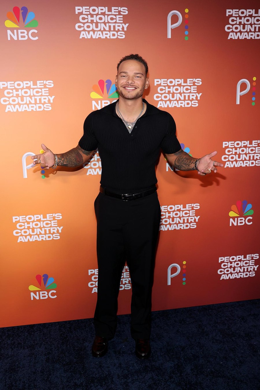 2023 People s Choice Country Awards Red Carpet Arrivals 082 Kane Brown