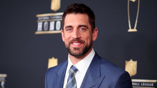 Aaron Rodgers Is Officially Out for the Season After Game-Ending Ankle Injury