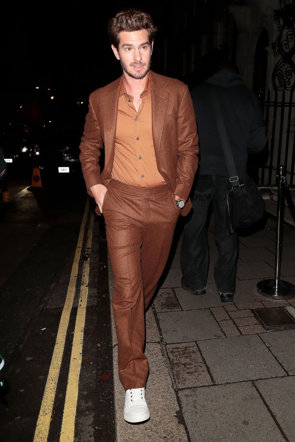Andrew Garfield Masters Tonal Dressing in Crisp Autumn Outfit 2