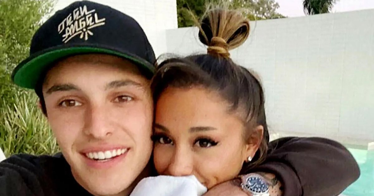 Ariana Grande and Dalton Gomez Finalize Their Divorce Ariana Grande and Dalton Gomez Finalize Their Divorce