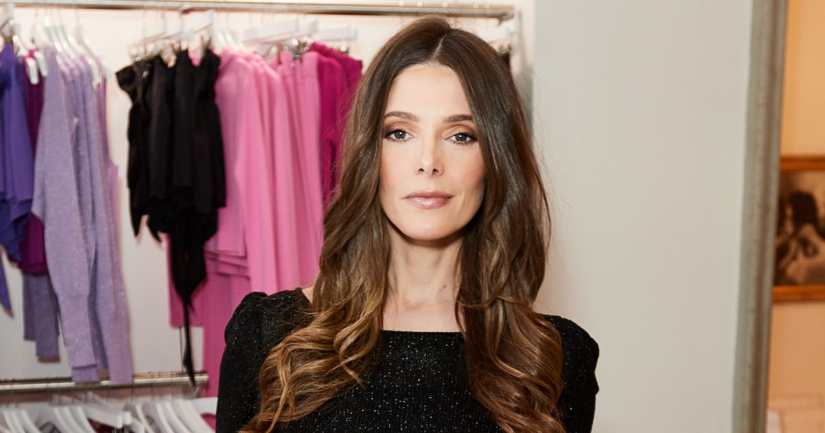 Ashley Greene Experienced Her 1st Panic Attack on Twilight’s Press Tour Ashley Greene Experienced Her 1st Panic Attack on Twilight’s Press Tour