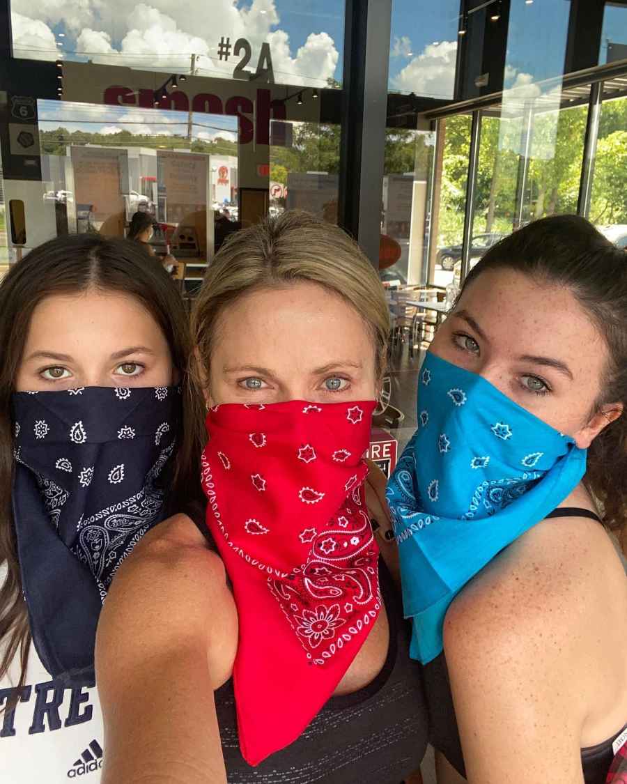 August 2020 Amy Robach Sweetest Photos With Daughters With Daughters Ava and Annalise