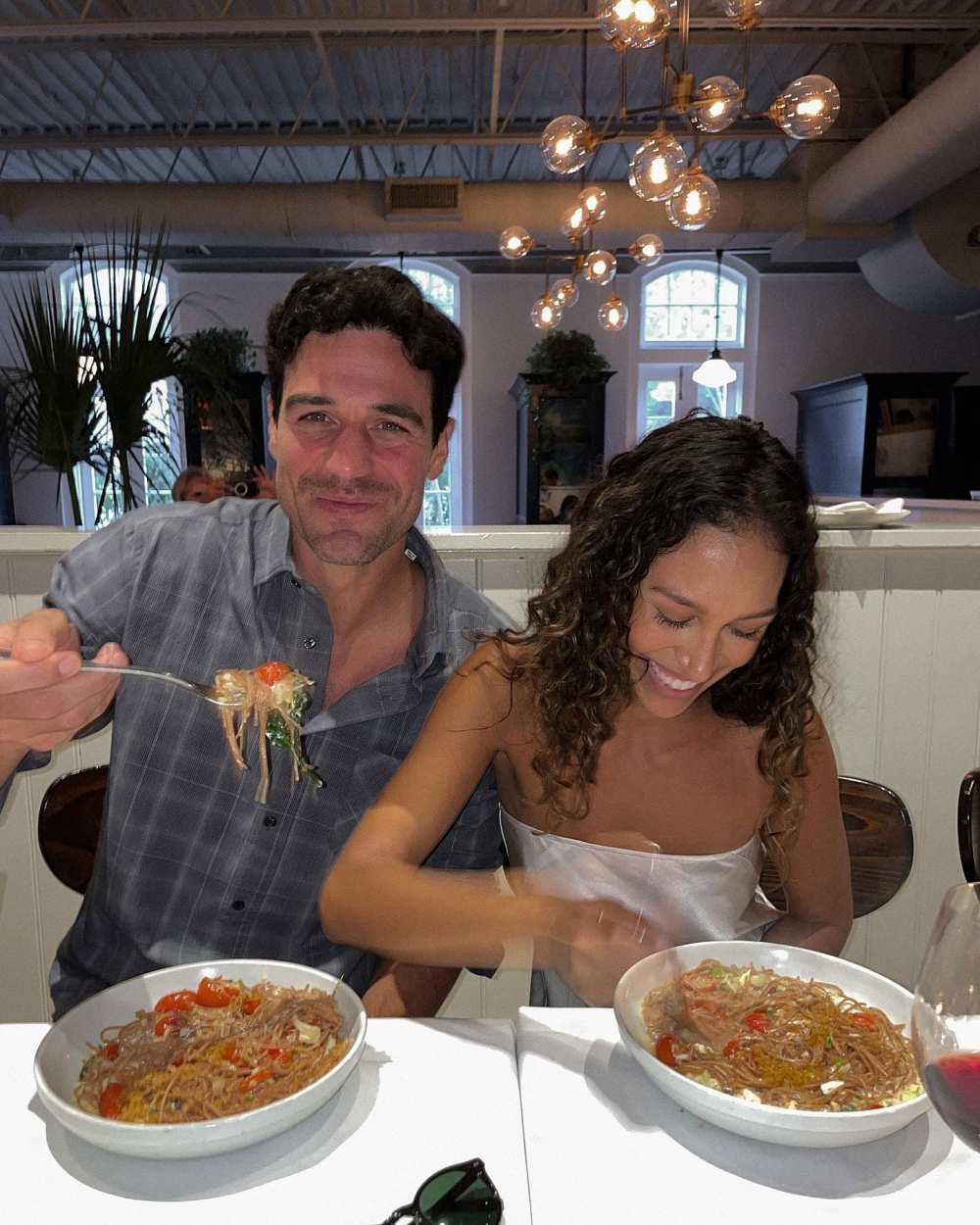 Bachelor Nation Joe Amabile and Serena Pitt Arrive in Charleston for Their 2nd Wedding 3