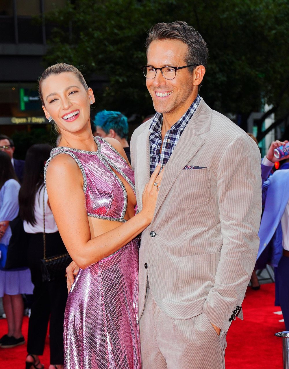 Blake Lively and Ryan Reynolds Still Act Like Newlyweds After 11 Years of Marriage 342