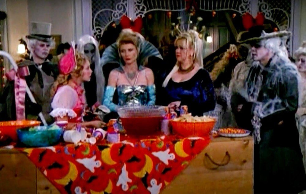 Breaking Down Every Halloween Episode of Sabrina the Teenage Witch 272