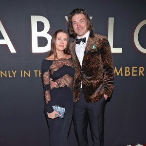 Caelynn Miller-Keyes Explains Why She Walked Down the Aisle By Herself at Dean Unglert Wedding