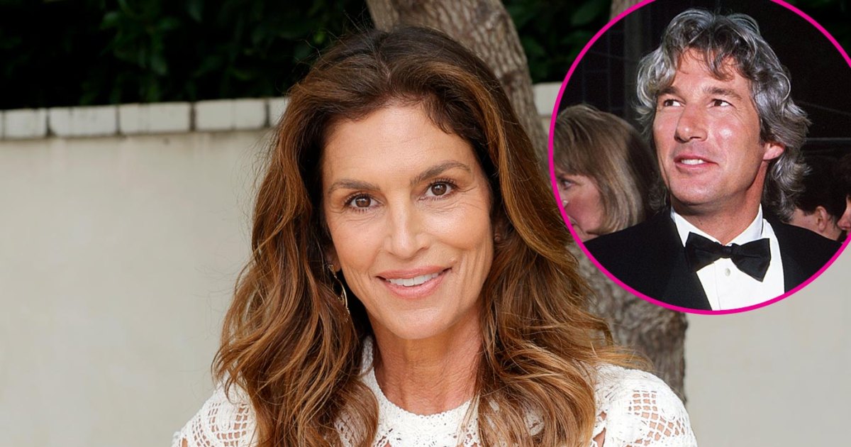 Cindy Crawford Recalls Falling for 39-Year-Old Richard Gere at Age 22 Cindy Crawford Recalls Falling for 39-Year-Old Richard Gere at Age 22