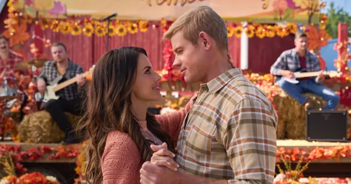 Trevor Donovan and Jessica Lowndes Reunite in ‘A Harvest Homecoming’