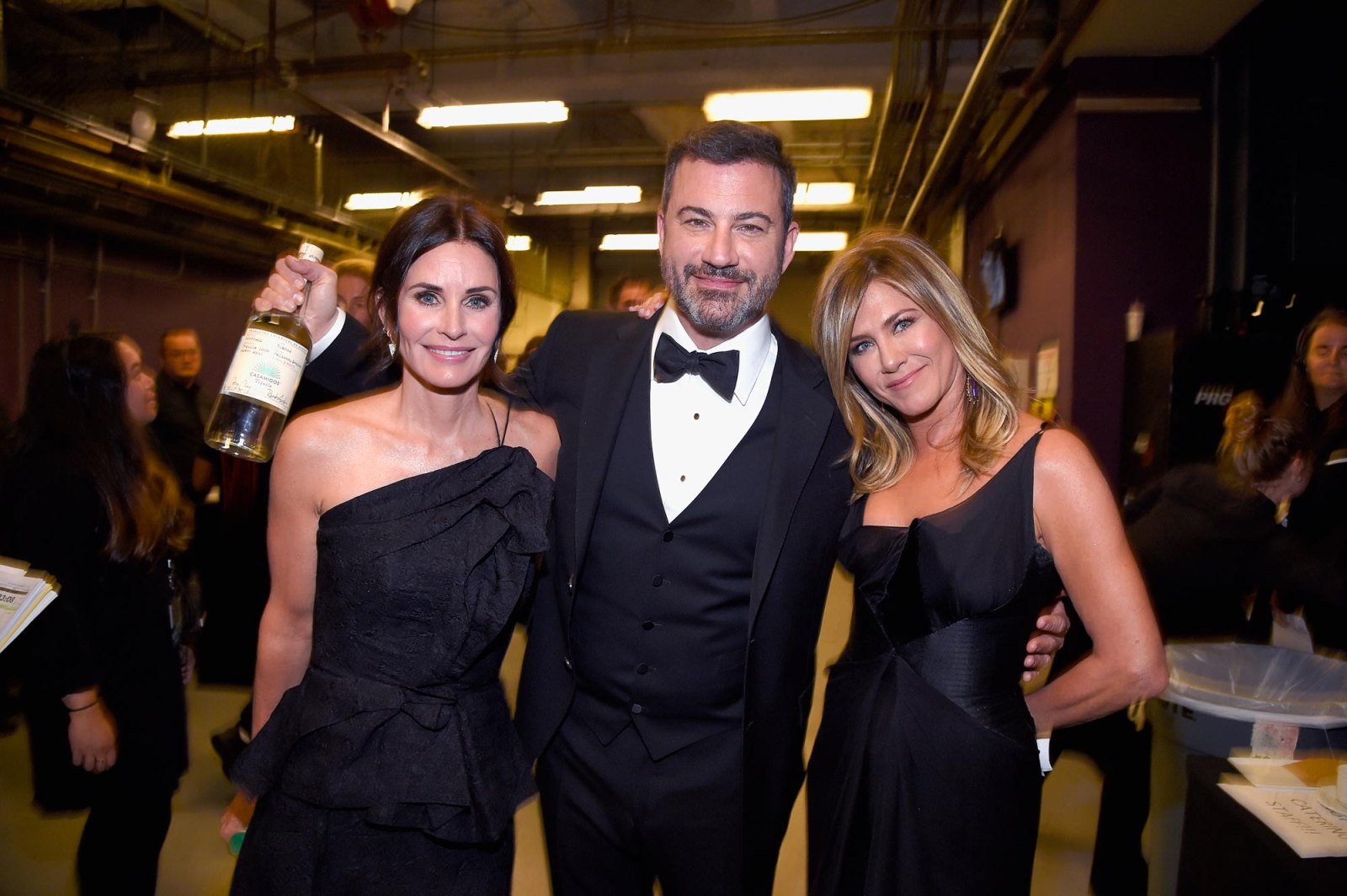 Jennifer Aniston s Inner Circle Jimmy Kimmel Courteney Cox and More Famous Friends 344