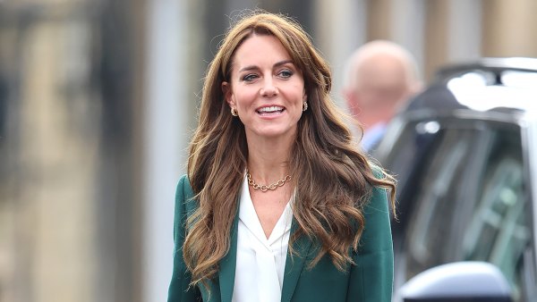 Kate Middleton Flaunts a Forest Green Suit feature