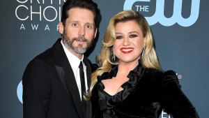 Kelly Clarkson Says She s Only Been in Love With Ex Brandon Blackstock It s Been a Hard Go for Me 384