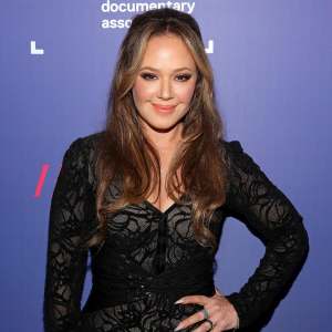 Leah Remini Reacts to Viral King of Queens Meme I Absolutely Love Them