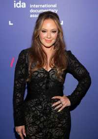 Leah Remini Reacts to Viral ‘The King of Queens’ Memes Us Weekly