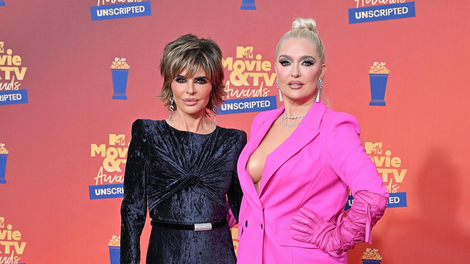 Lisa Rinna Attends Erika Jayne s Las Vegas Show With Kyle and Dorit After Her RHOBH Exit 315