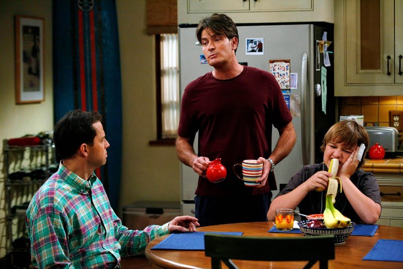 Most-Disappointing-TV-Finales-of-All-Time--From--How-I-Met-Your-Mother--to--Game-of-Thrones--539 Two and a Half Men