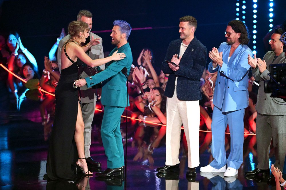 Stream VMA 2013 - Justin Timberlake Tribute & Nsync Performace by