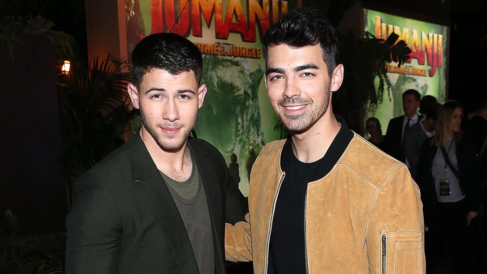 Nick Jonas Is Joe Jonas Ultimate Hype Man in 1st Concert Since Divorce Filing