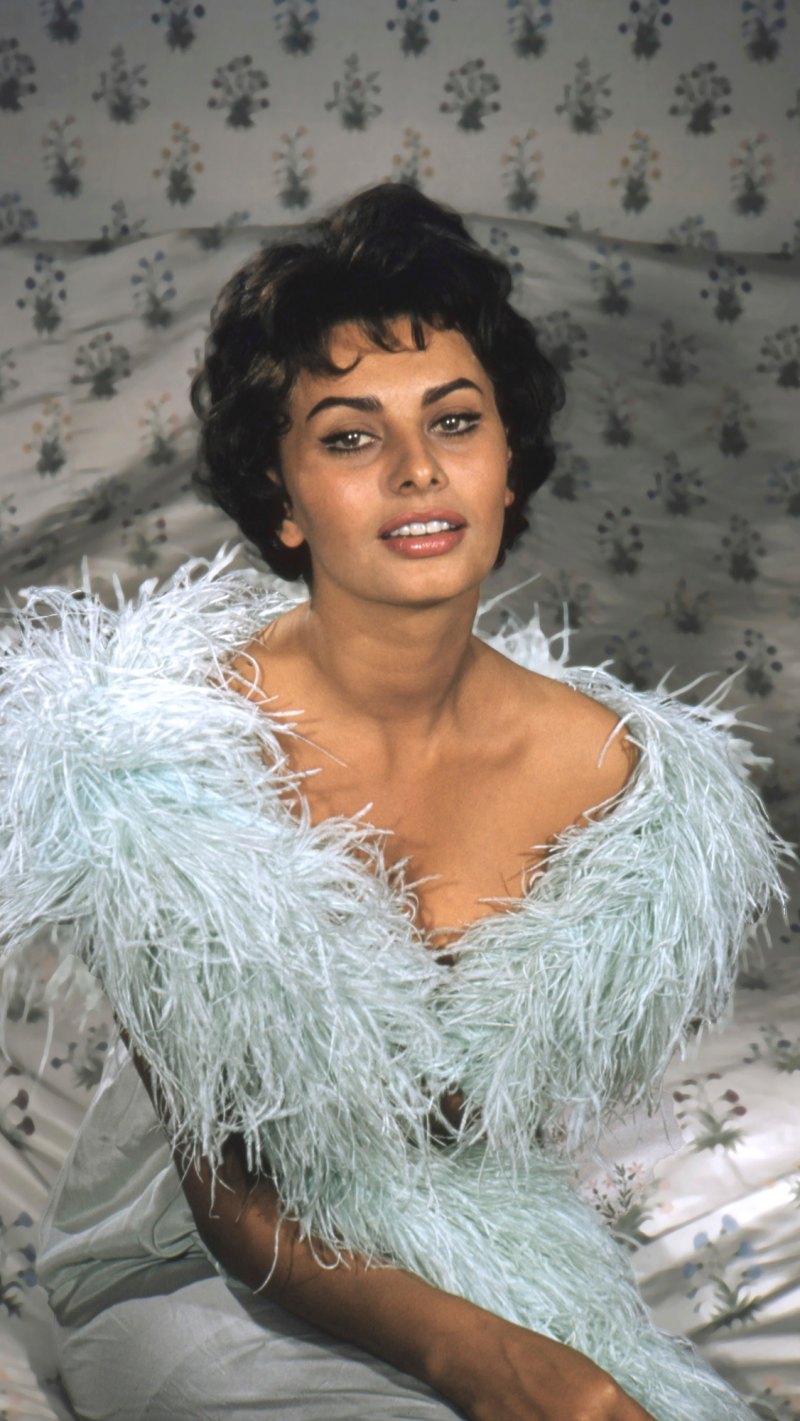 Oscar Winning Actress Sophia Loren Dead at TK