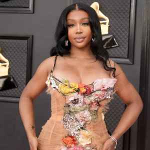 SZA Reveals the Deluxe Version of SOS Is A Whole Other Album and Its Coming This Fall