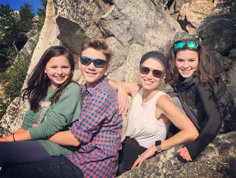 September 2018 Amy Robach Sweetest Photos With Daughters With Daughters Ava and Annalise