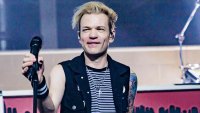 Sum 41 Frontman Deryck Whibley Hospitalized for Pneumonia After Wrapping Up U.S. Tour 393