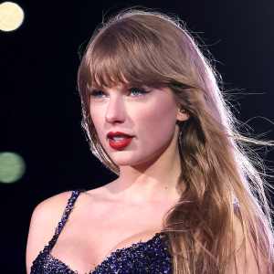 Taylor Swift Is Asking Fans to Decode 89 Puzzles Before Releasing ’1989 (Taylor’s Version)’ Vault Titles