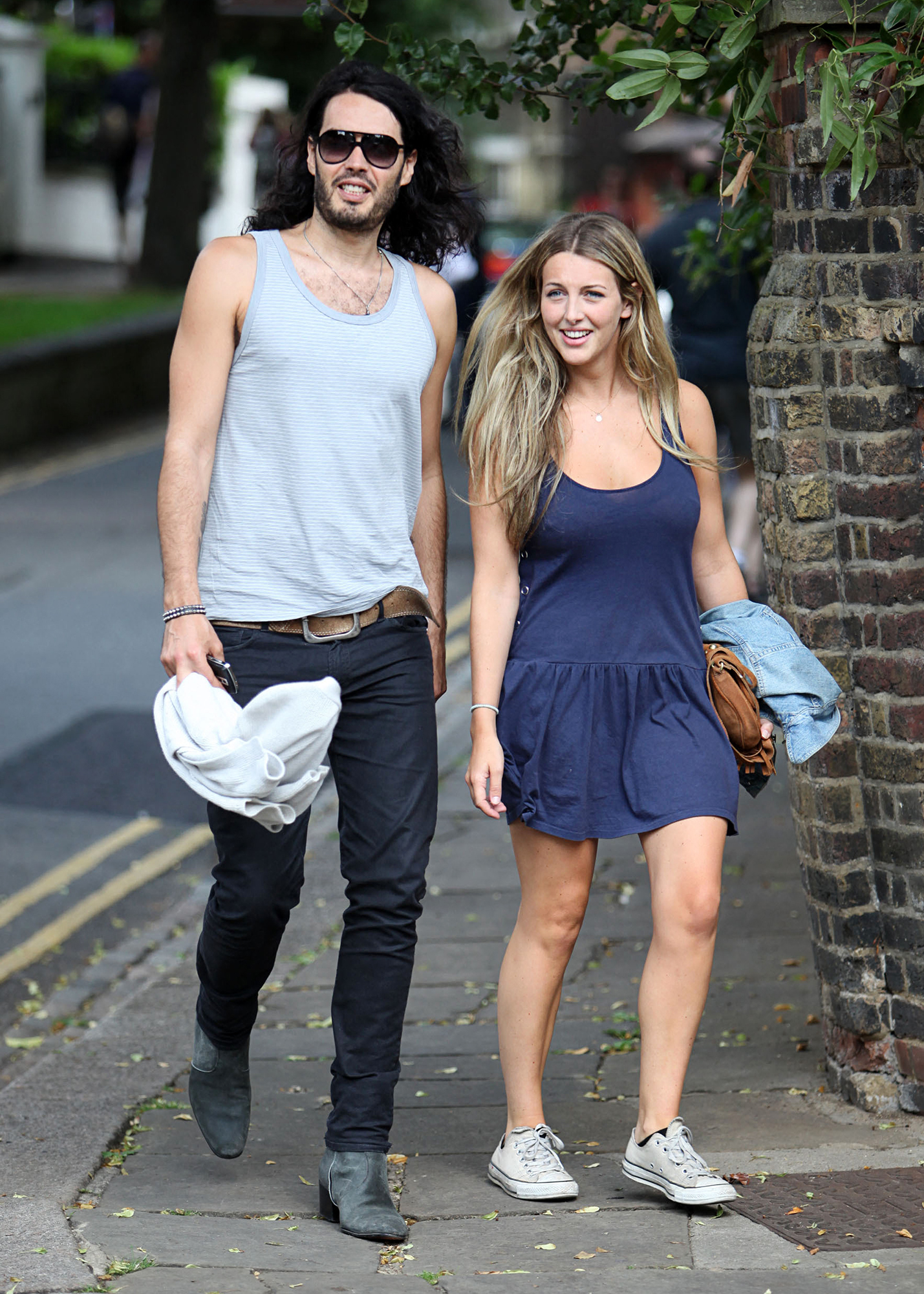 Who is Russell Brand's wife Laura Gallacher and where is she now? - Dexerto