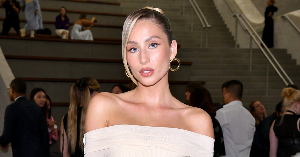 Alix Earle Uses These Viral Bronzing Drops for a Miami-Ready Complexion Alix Earle Uses These Viral Bronzing Drops for a Miami-Ready Complexion