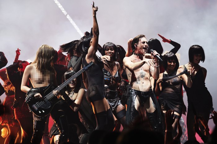 Maneskin Returns to MTV Video Music Awards Stage After Victoria De Angelis’ 2022 Wardrobe Malfunction