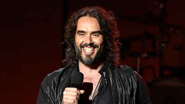 Russell Brand Receives Standing Ovation at U.K. Comedy Show Hours After Sexual Assault Scandal