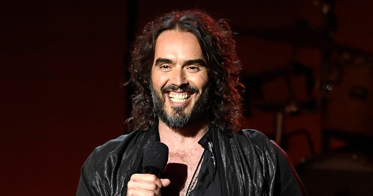 Russell Brand Receives Standing Ovation Hours After Assault Allegations Russell Brand Receives Standing Ovation Hours After Assault Allegations