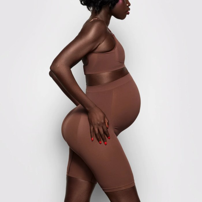 Skims maternity shorts