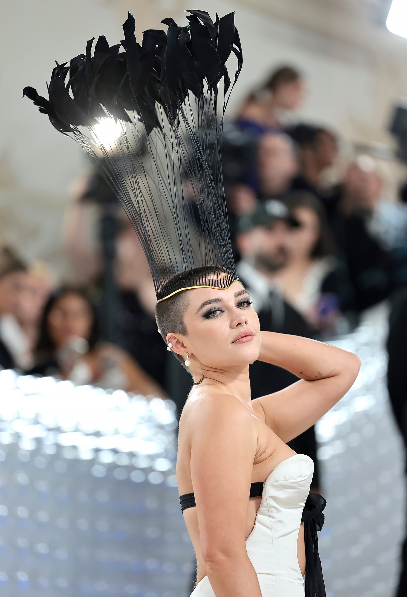 Unbelievable Celebrity Hair Transformations of 2023: Florence Pugh, Halle Bailey, and Beyond!