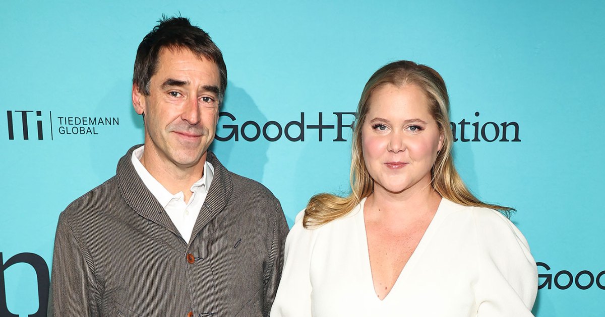 Amy Schumer and Husband Chris Fischer Hold Hands on Red Carpet Date Night Amy Schumer and Husband Chris Fischer Hold Hands on Red Carpet Date Night