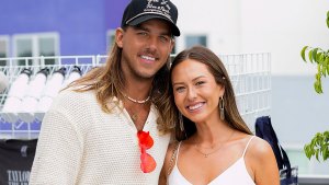 Bachelor Nation s Abigail Heringer and Noah Erb Celebrate Their Engagement Now Let s Get Hitched 392