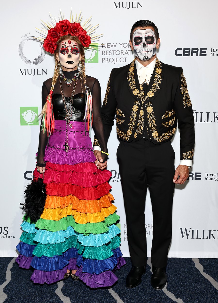 Best Halloween costumes Kelly Ripa and Mark Consuelos