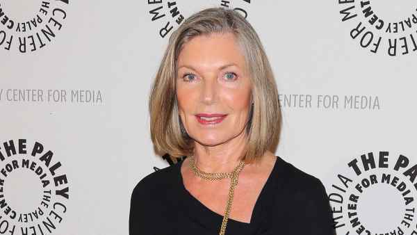 Castle Alum Susan Sullivan Reveals Lung Cancer Diagnosis Gives Update After Successful Surgery 571