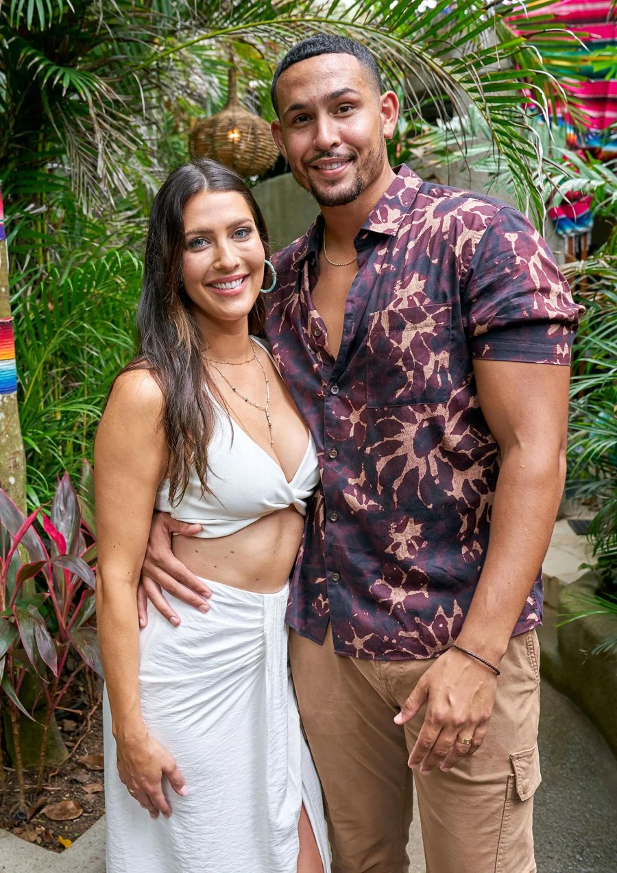 Becca Kufrin and Thomas Jacobs Celebrity Weddings of 2023- Stars Who Got Married This Year1