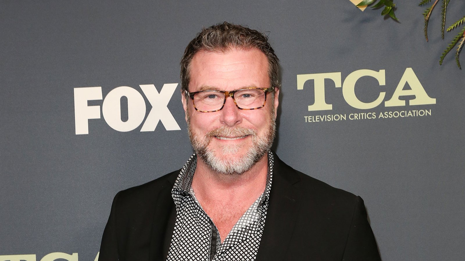 Dean McDermott Shares a Steamy Kiss With Lily Calo During Romantic Airport Drop Off