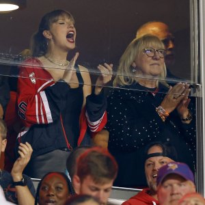 Donna Kelce Sports Taylor Swift-Inspired Bracelets at Chiefs Game