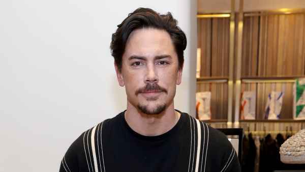 Dr Drew Pinsky Has Tom Sandoval Take a Narcissism Test But Turns Out He s Just Codependent