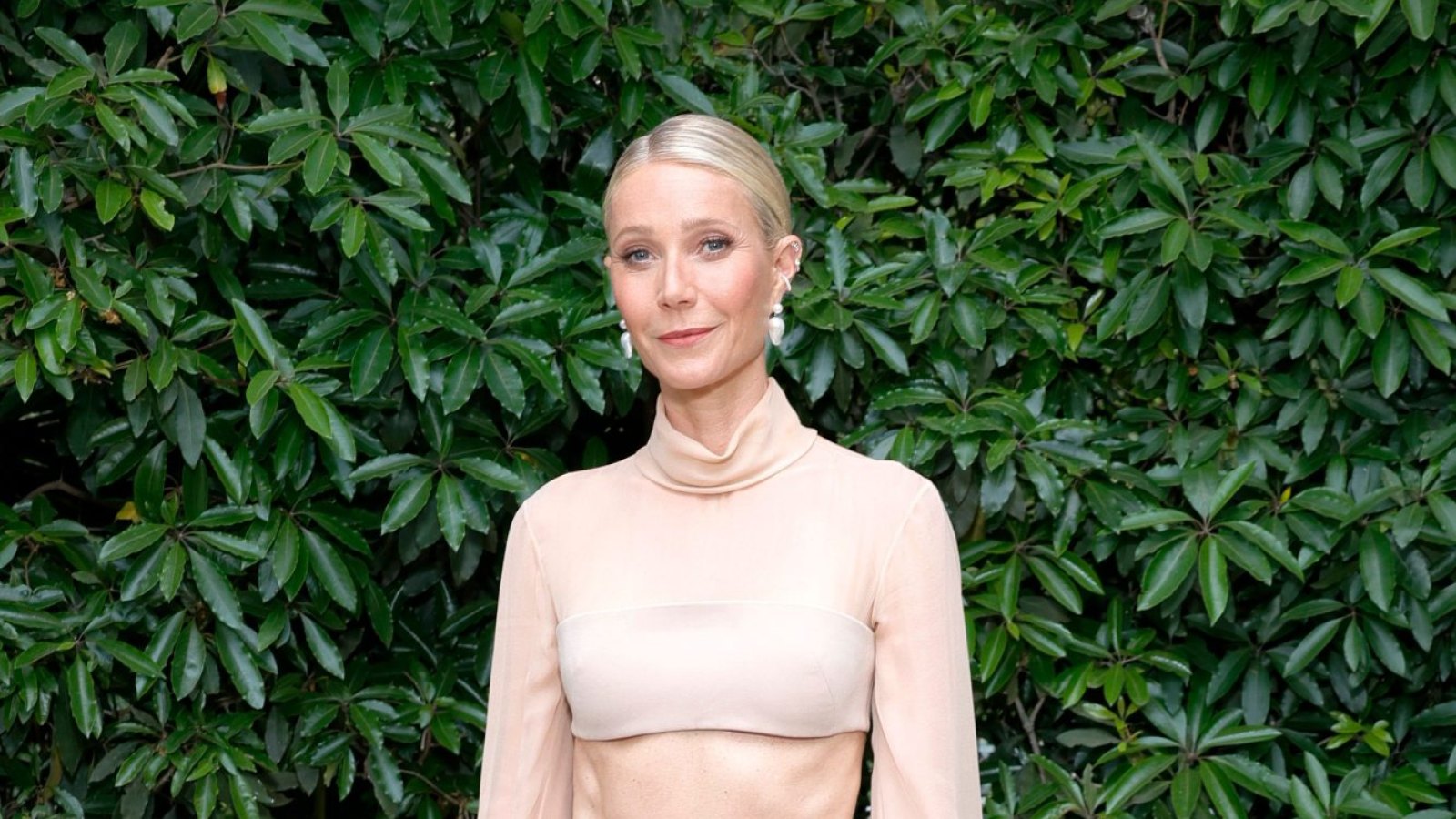 Channel Gwyneth Paltrow's Sporty Style With This Spanx Set!